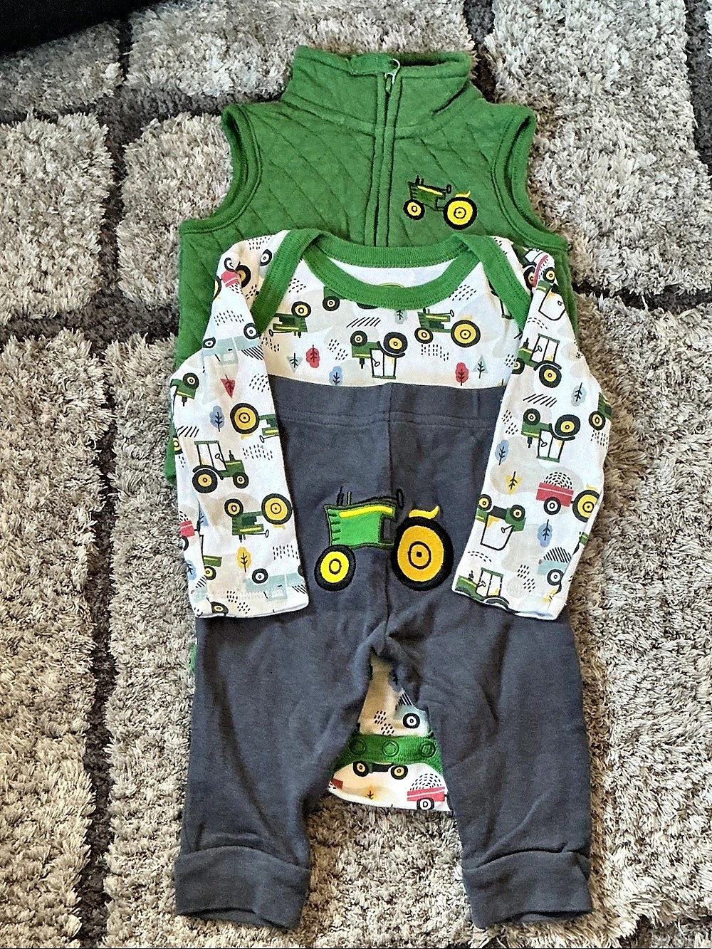 John Deere tractor print matching set 4-Piece Set Baby 3/6M